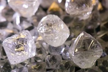 Добыча драгоценных камней в Зимбабве